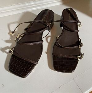 Anne Taylor Brown Strappy Sandals Size 8.5